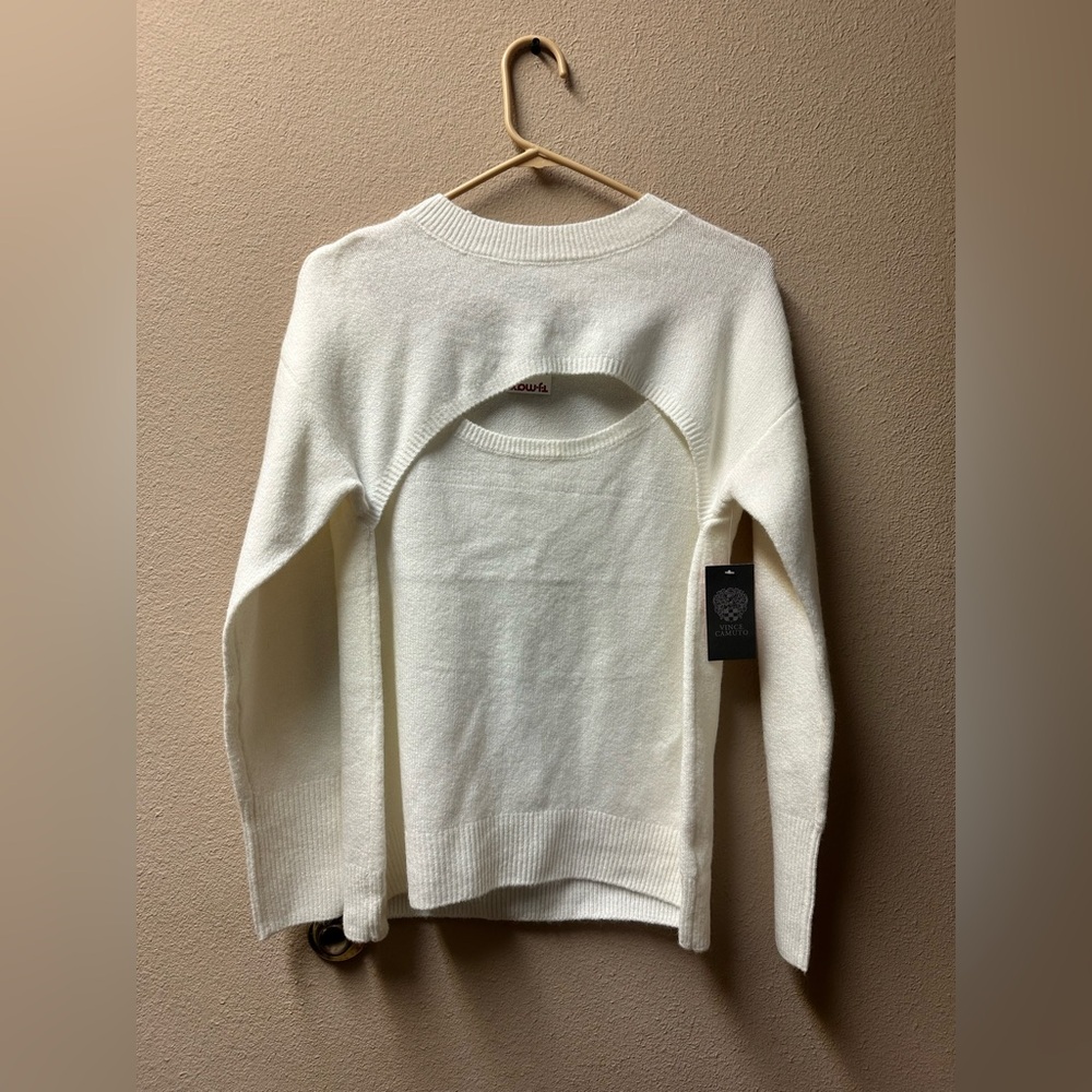 Vince Camuto top